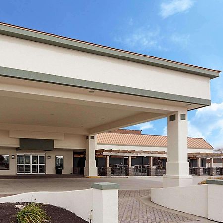 Quality Inn Bryan/Montpelier Bagian luar foto