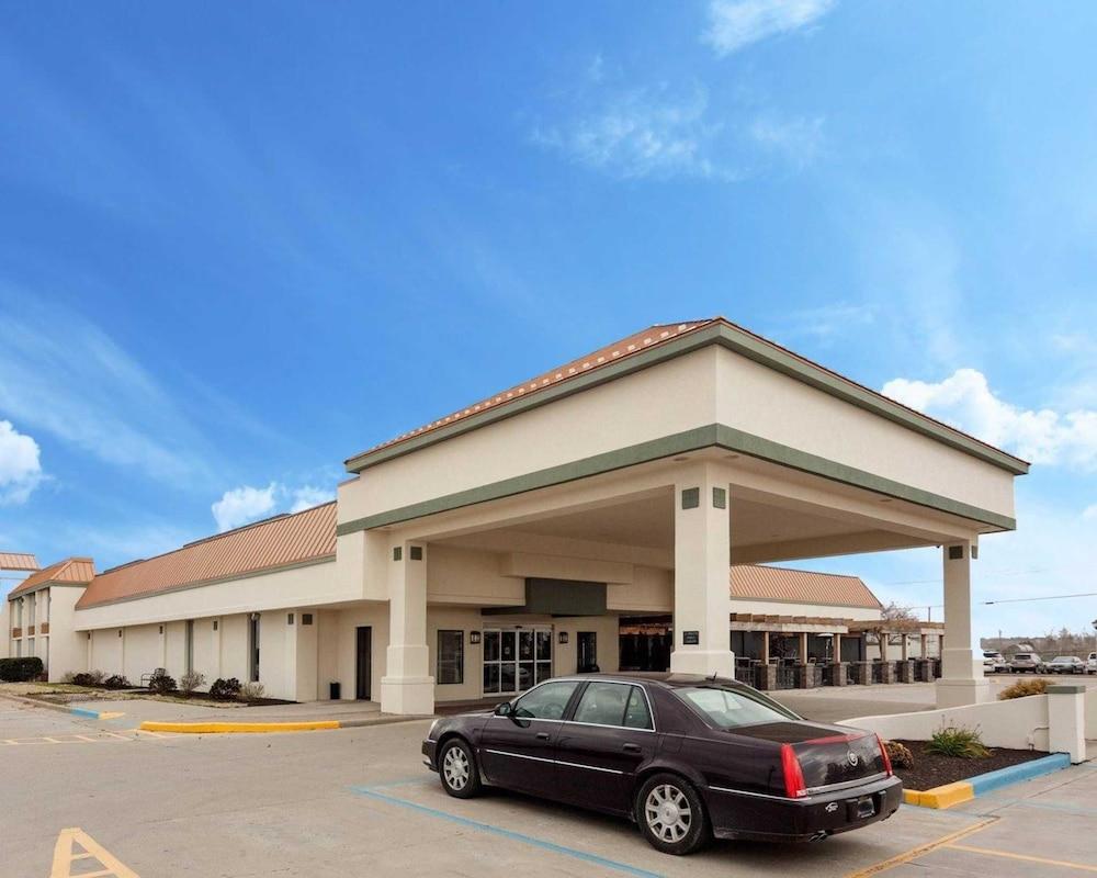 Quality Inn Bryan/Montpelier Bagian luar foto