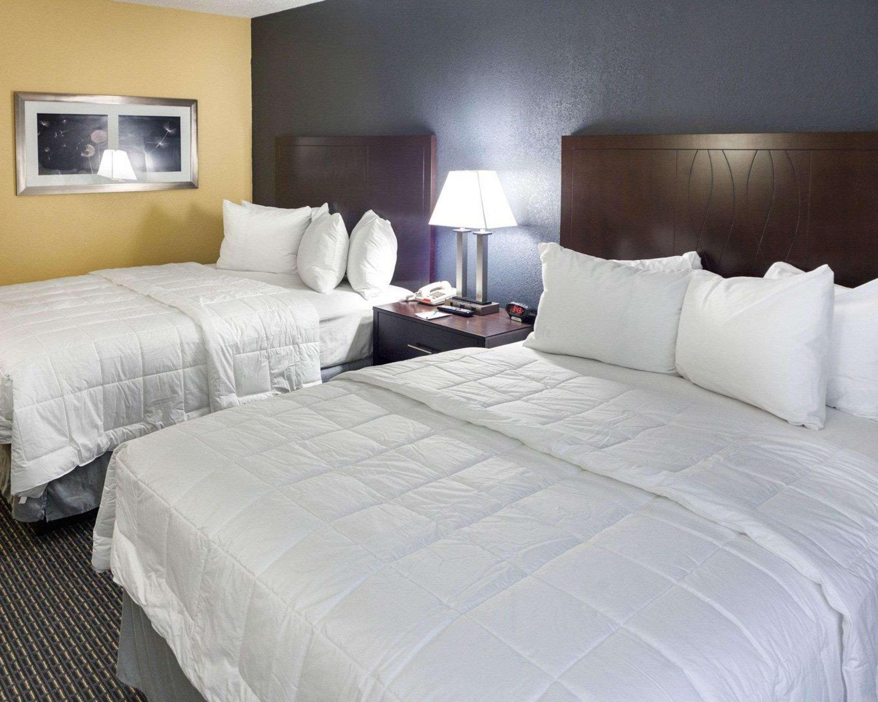 Quality Inn Bryan/Montpelier Bagian luar foto