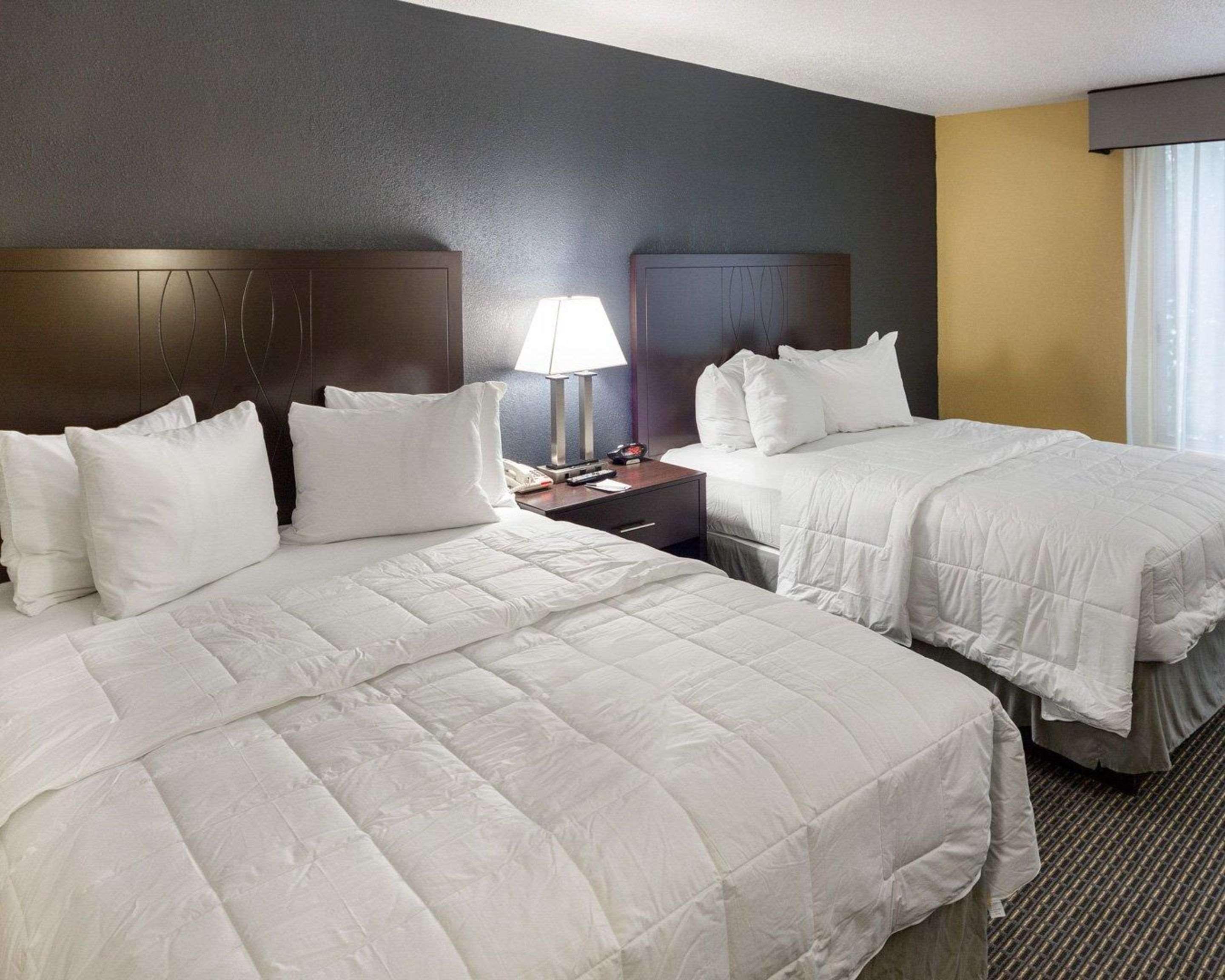 Quality Inn Bryan/Montpelier Bagian luar foto