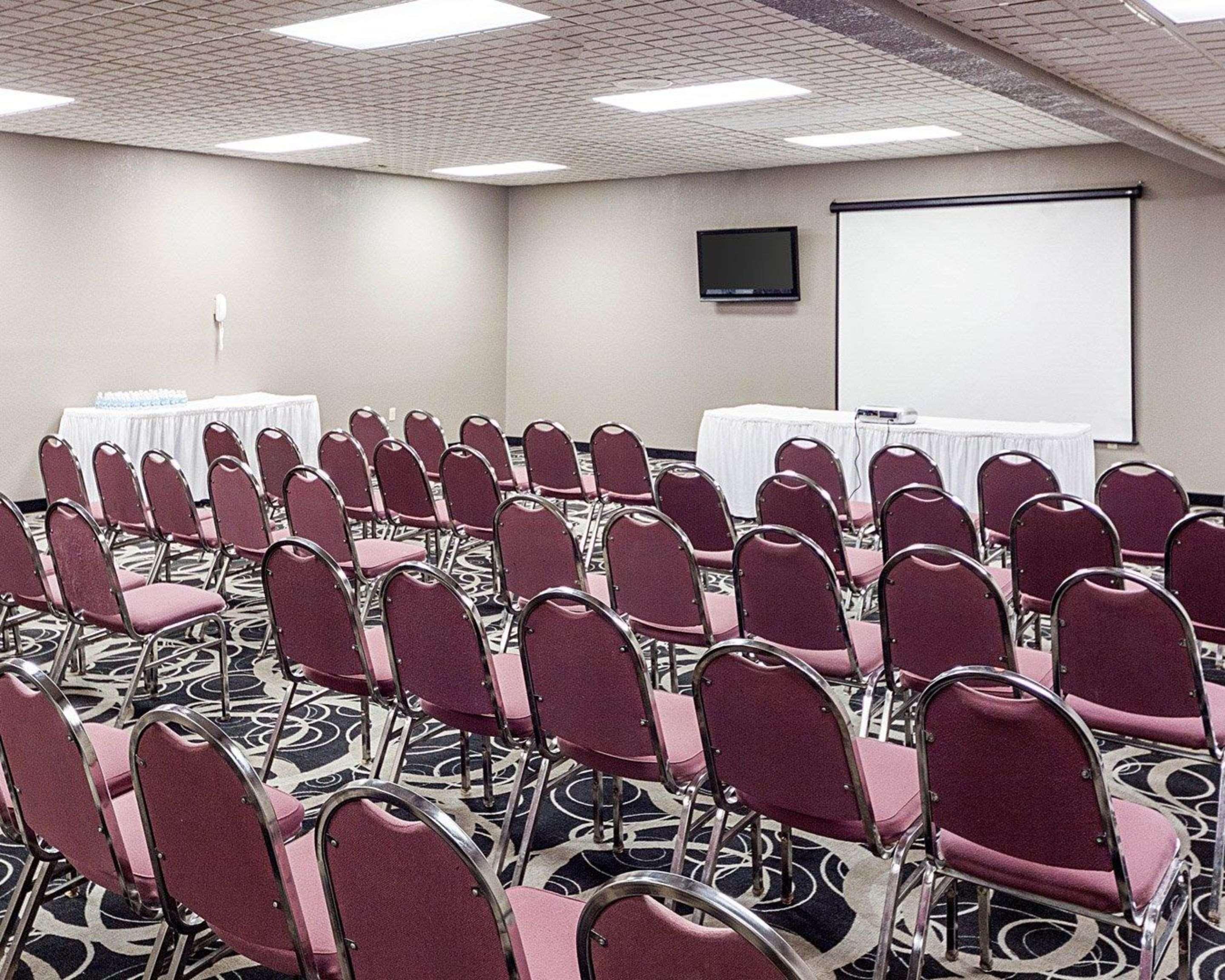 Quality Inn Bryan/Montpelier Bagian luar foto